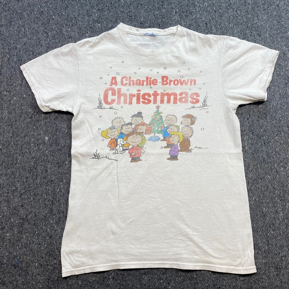 A Charlie Brown Christmas TShirt Sz S Mens White Peanuts Holiday Skater Graphic